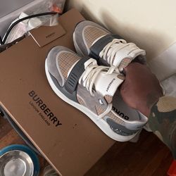 Burberry Shoes