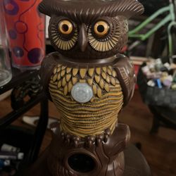 Ultrasonic Animal Repeller for Cats and Birds, Outdoor Use, Waterproof, Solar-Powered, Adjustable Frequency  