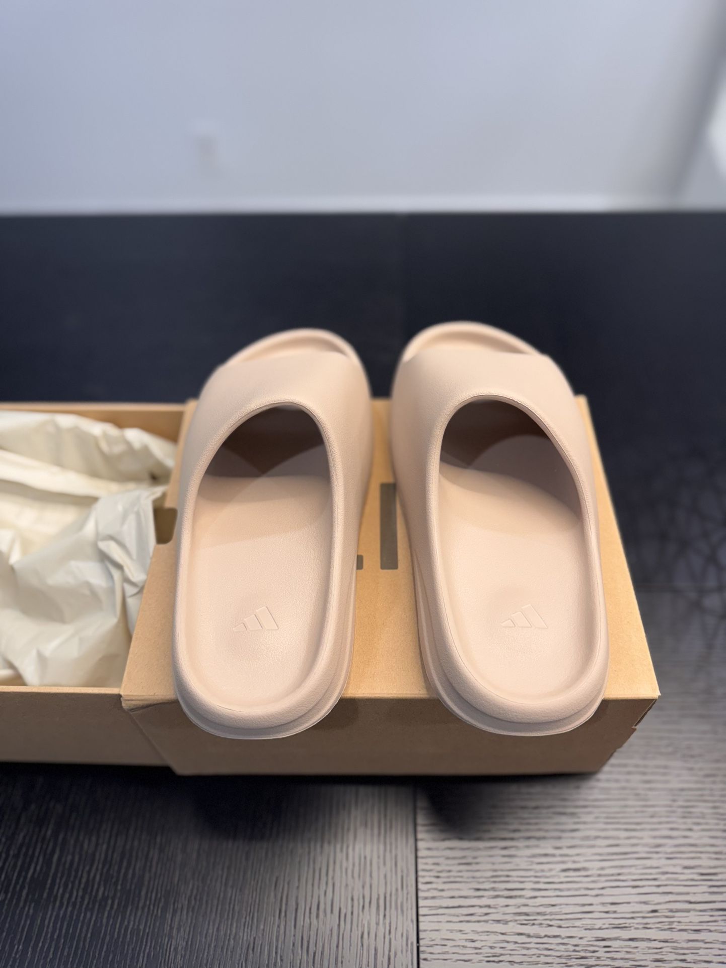 Yeezy Slides ‘Pure’ Size 11 Mens