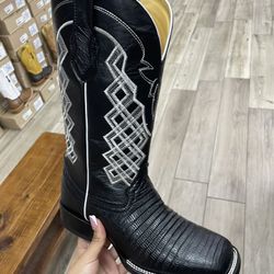mens western boots