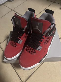 Jordan 4s tauros