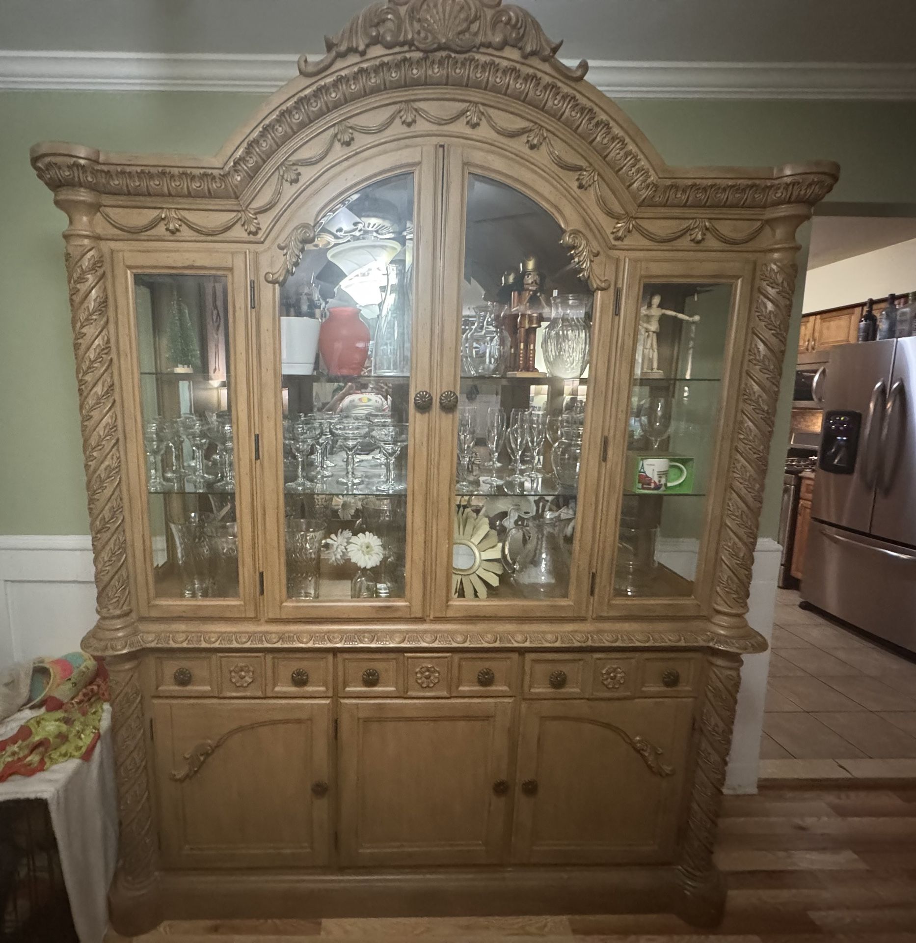 9 Piece Ashley Furniture North Shore Dining Room Set