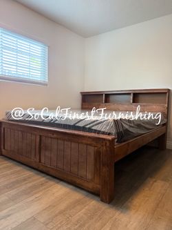 New King Bed And Foam Mattress