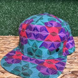 Geometric Snapback Hat w/ Hidden Pocket – Colorful Streetwear Cap