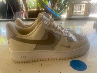 Nike Air Force 1s size 8 women’s