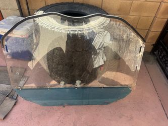 Plastic windshield for Canam