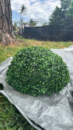 Green artificial round cover top  set of 4