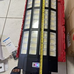 8000W Solar Street Lights Outdoor - Wide Angle Solar Lights Outdoor Motion Sensor, Commercial Solar Parking Lot Lights Dusk to Dawn, 7000K LED Street 