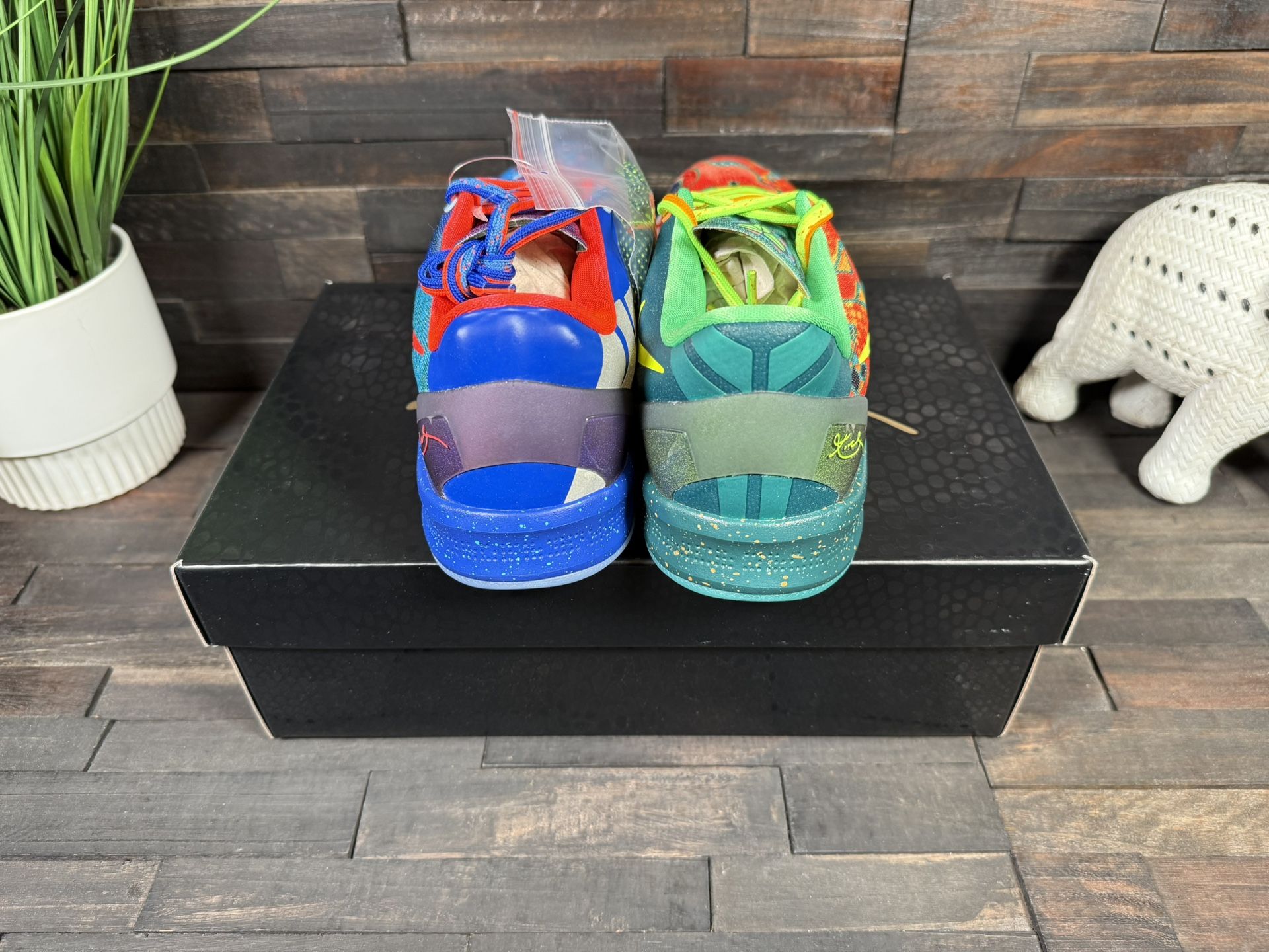 Nike Kobe 8 Protro 'What The Kobe' 2025 HM9621 900 Sizes 6M, 7M Nike Kobe 8 Protro 'What The Kobe' 2025 HM9621 900 Sizes 6M, 7M
