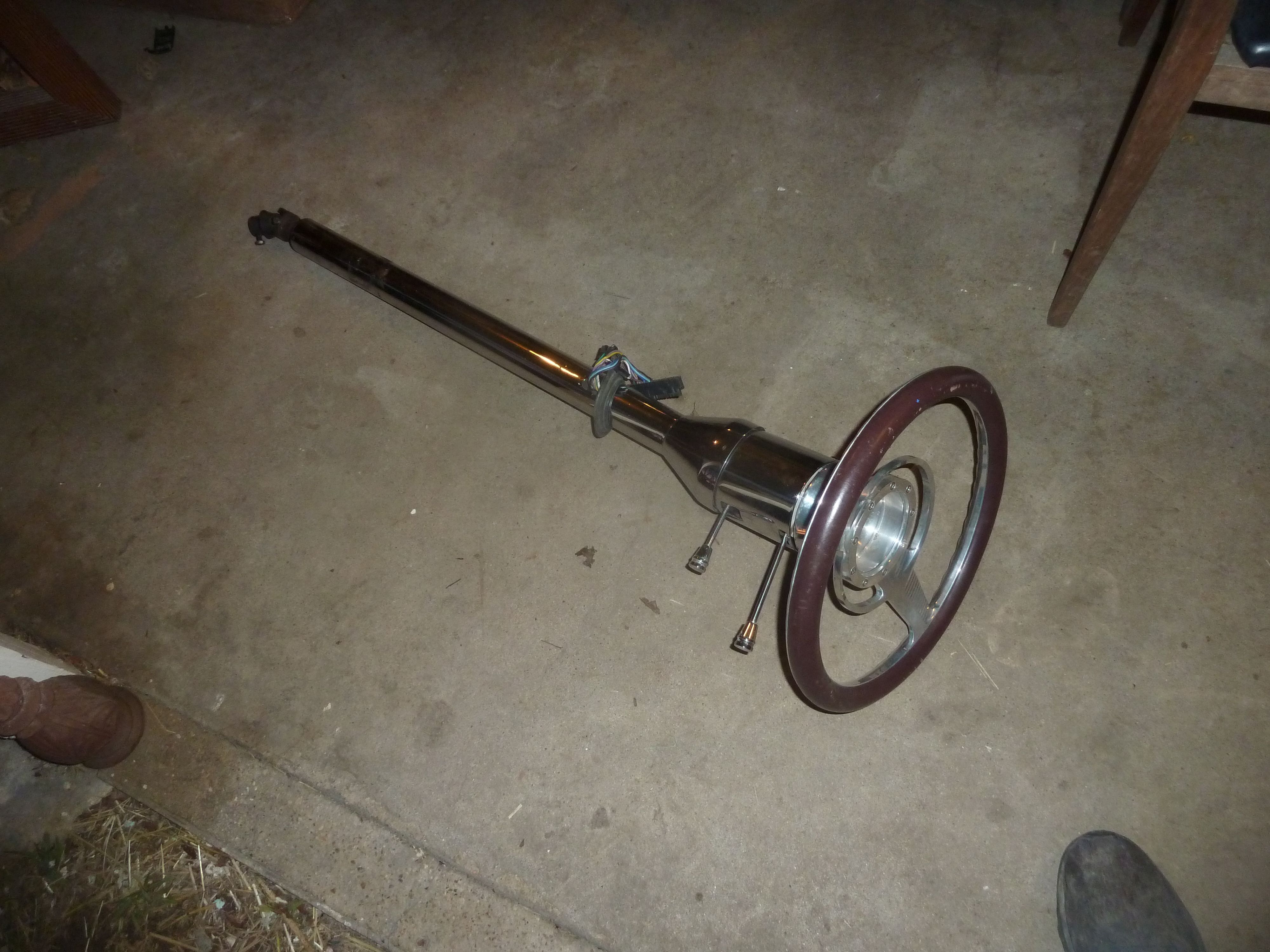 COMPLETE VINTAGE STEERING COLUMN WITH MULTI TILT STEERING WHEEL FOR A 1967 1968 1969 1970 1971 and 1972 CHEVY PICK-UP TRUCK