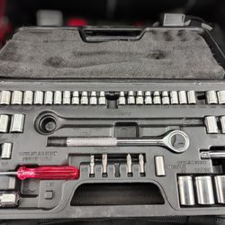 Small Ratchet/Socket Set