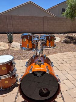 Yamaha Oak Custom Drum Set for SALE
