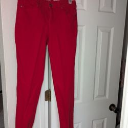 Women's Red Jeans Size 9-10 / Outdoors/Sports/