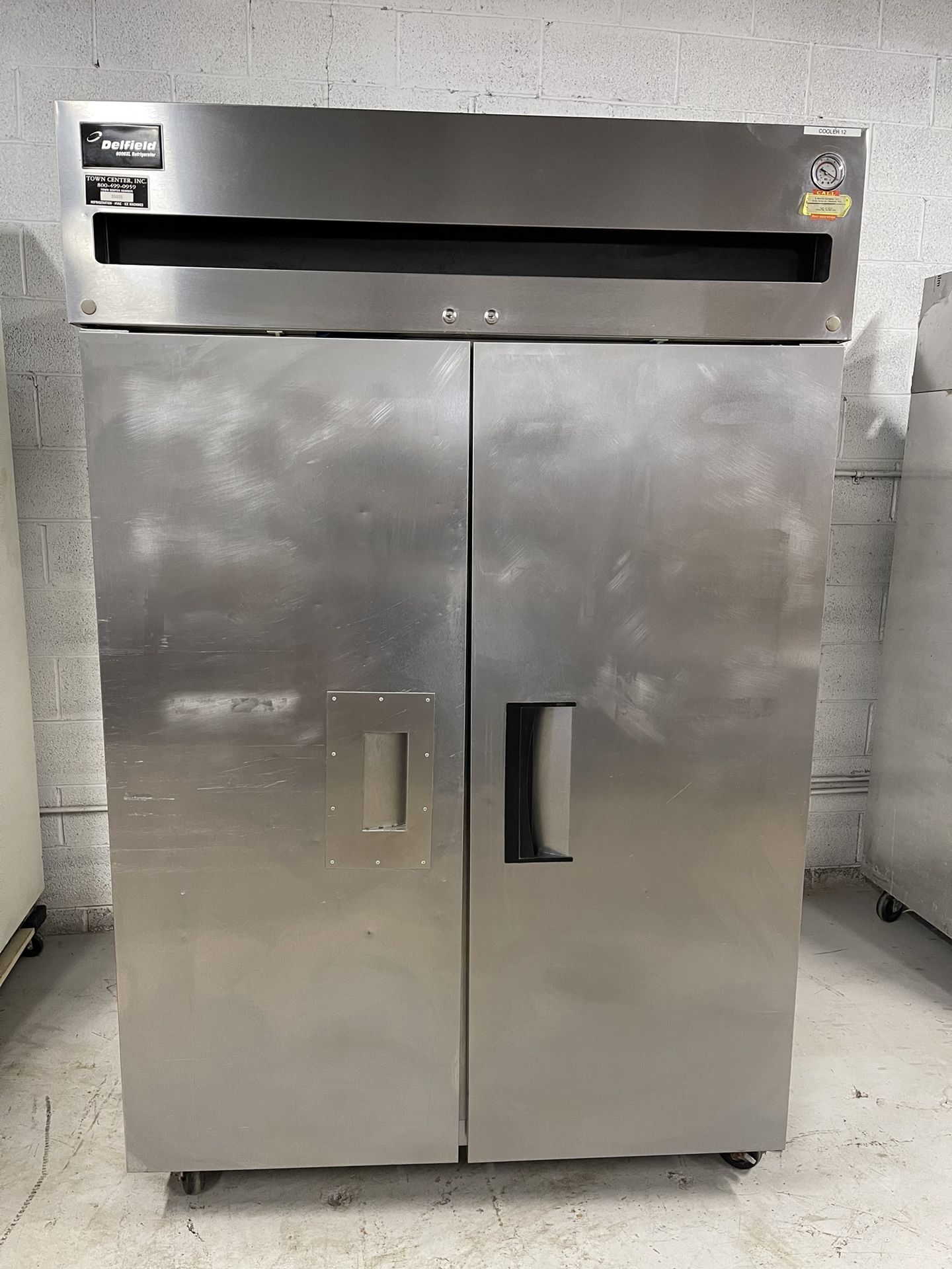 Reach In Refrigerator Cooler