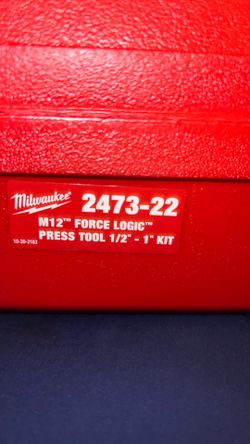 Milwaukee M12 12-Volt Lithium-Ion Force Logic Cordless Press Tool Kit (3 Jaws Included) with Two 1.5 Ah Battery and Hard Case