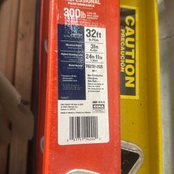 32 Ft Werner GlideSafe Extension Ladder