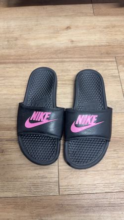 Nike Benassi JDI Women's Slide Sandals - Womens Black/Vivid Pink