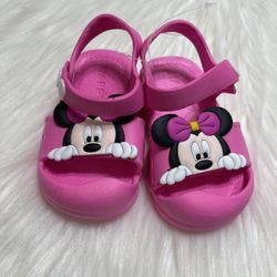 Minnie Mouse Slip-On Rubber Sandals  with Adjustable Heel Strap (Toddler Girls ) Size 5