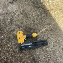 DeWalt Brad Nailer
