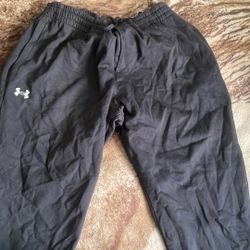 Black Under armour Sweats