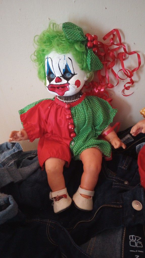 Clown Dolls 
