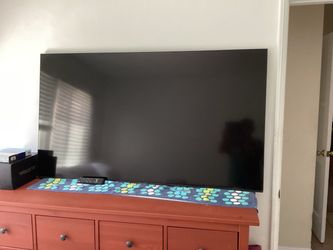 Samsung 65” Smart TV