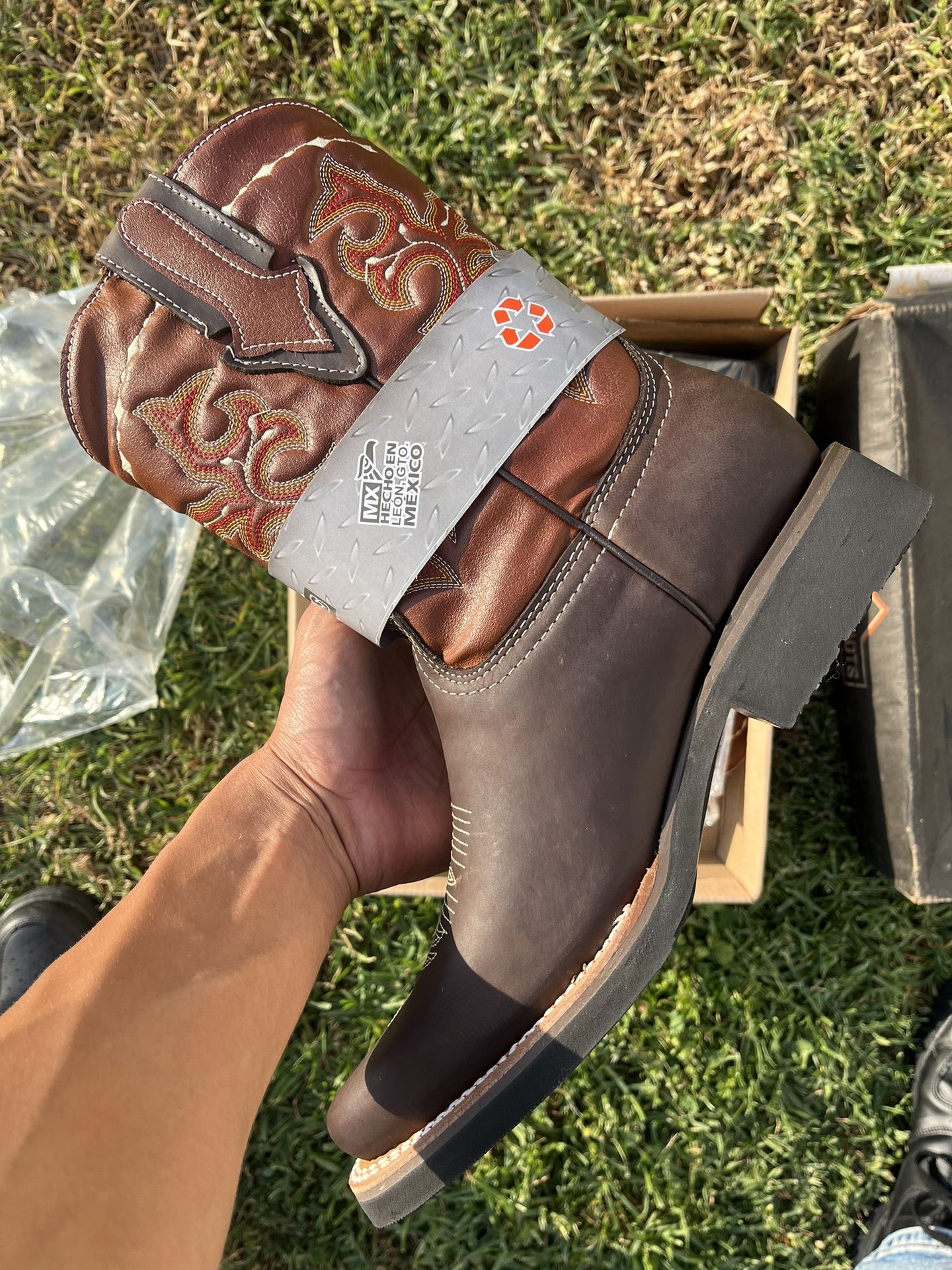 brand new work boots size 9.5