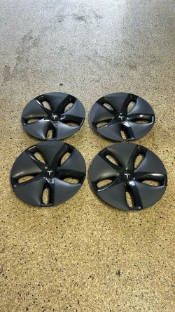 TESLA WHEEL COVERS