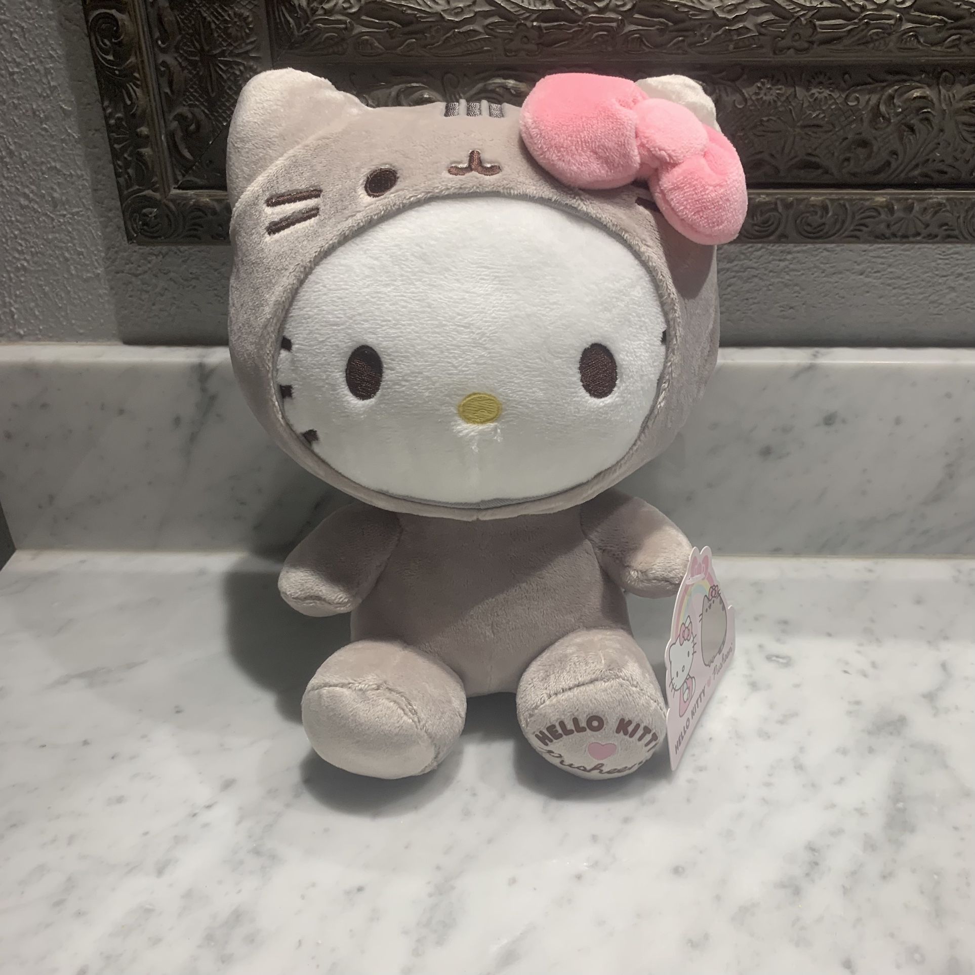 Hello Kitty x Pusheen Plush