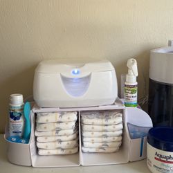 Wipe Warmer With Diaper Holder 