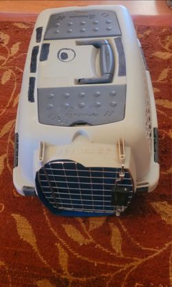Pet carrier