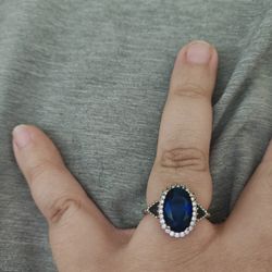 Ring With Blue Gemstone 