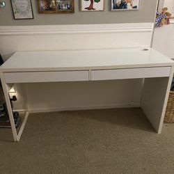 IKEA Micke Desk w/ Organizers