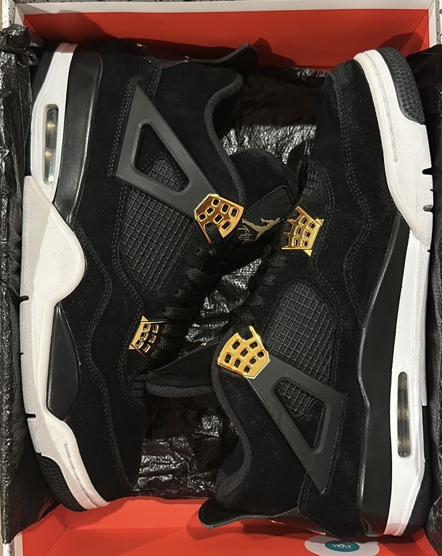 Jordan 4 Retro “Royalty” size 12