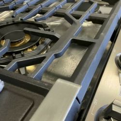 Samsung 30in / 36in Cooktops Gas Open Box up to 50% off MSRP