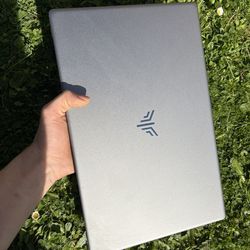 Model AX15 Laptop