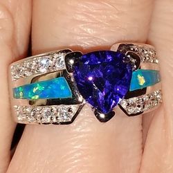 NEW - Very Lovely Sterling Silver Ring 💍 For💕 Valentine's Day!!! 💖💍