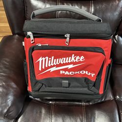 Milwaukee lunch box  packout