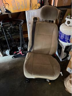 Chevy trailblazer passenger seat