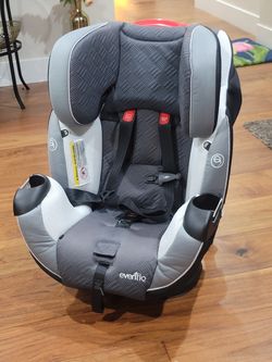 Evenflo Symphony 3-in-1 Child Car Seat