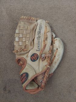 Baseball gloves