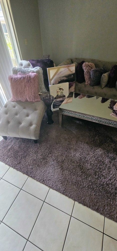 Furniture !