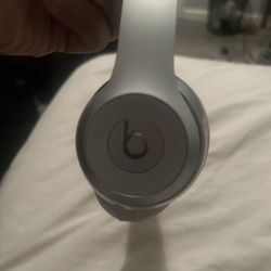 Beats Solo 3 On-Ear Wireless Headphones 