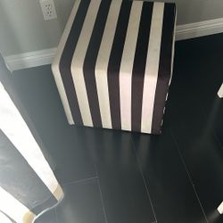 Stripe Stool 