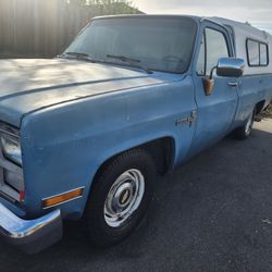 1987 Chevy Long Bed C-10  V-8 Automatic 