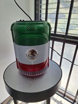 Mexican Flag Design Portable Speaker