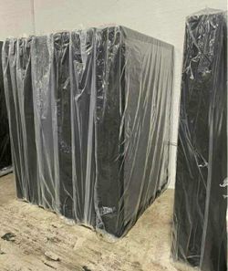 Queen Boxsprings 8.5" 60x80 Full Boxsprings 8.5" 54x75 also available Low profile Boxsprings 
100 Each Boxspring Same Day Delivery Se Habla Espanol 