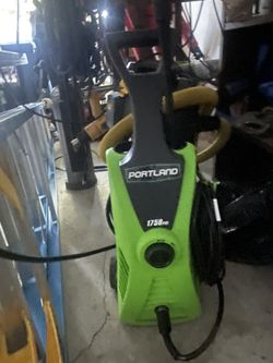 PORTLAND 1750 PSI Electric Pressure Washer – Excellent Condition