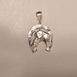 Horseshoe Pendant 