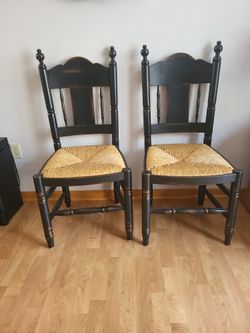 2 Black  Dinning Room Chairs